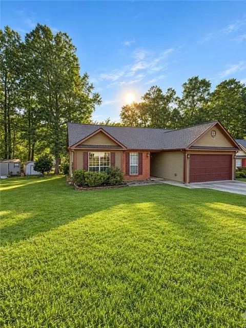 2431 Northmill Ln, Decatur, GA 30035