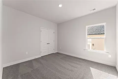 Bedroom - 105 Goodness Ct, Commerce, GA 30530 photo 3 of 13