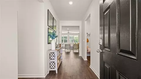 Entry Way - 200 Melrose Court Ct, Jefferson, GA 30549 photo 1 of 11