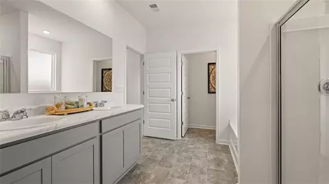 Entry Way - 200 Melrose Court Ct, Jefferson, GA 30549 photo 8 of 11
