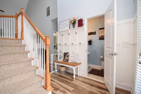 Entry Way - 128 Windsor Ct, Williamson, GA 30292 photo 1 of 7