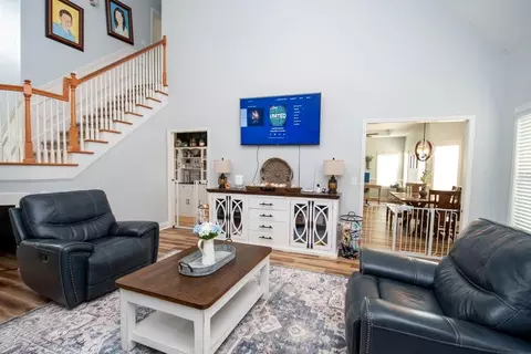 Living - 128 Windsor Ct, Williamson, GA 30292 photo 1 of 1