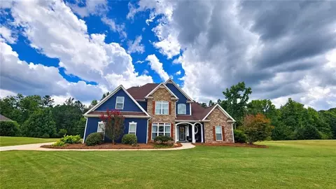 Exterior - 128 Windsor Ct, Williamson, GA 30292 photo 9 of 9