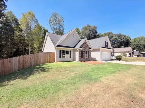 Exterior - 249 Clearwater Dr, Monroe, GA 30655 photo 3 of 4