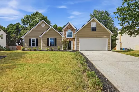 3641 Coveside Ct, Loganville, GA 30052