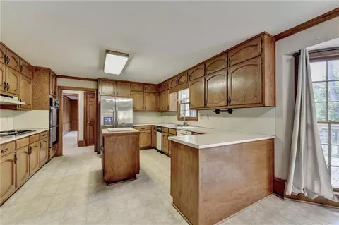 Kitchen - 4785 Masters Ct, Duluth, GA 30096 photo 4 of 5