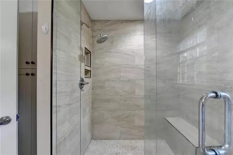 Bath - 4785 Masters Ct, Duluth, GA 30096 photo 3 of 5
