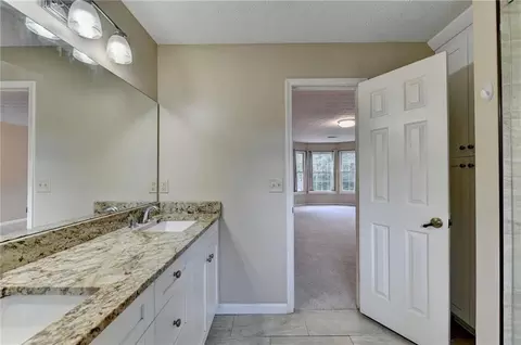Bath - 4785 Masters Ct, Duluth, GA 30096 photo 4 of 5
