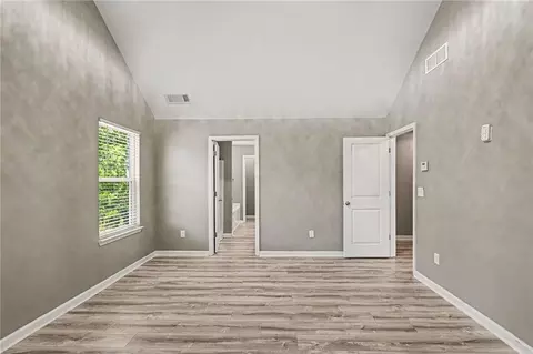 Bedroom - 1128 Oak Hollow Ln, Hampton, GA 30228 photo 7 of 8