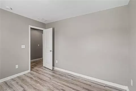 Bedroom - 1128 Oak Hollow Ln, Hampton, GA 30228 photo 5 of 8