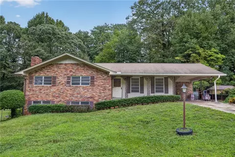 4690 Janice Dr, College Park, GA 30337
