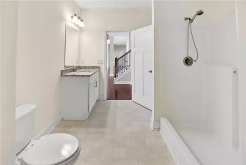 Entry Way - 2204 Sidney Dr, Gainesville, GA 30506 photo 3 of 13