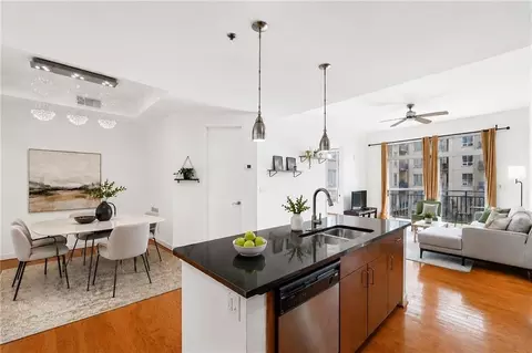 711 Cosmopolitan Dr NE #300, Atlanta, GA 30324