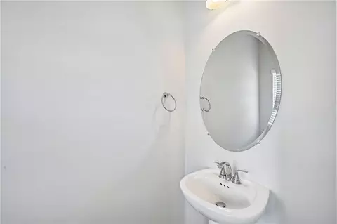 Bath - 11161 Suria Dr, Covington, GA 30014 photo 1 of 2