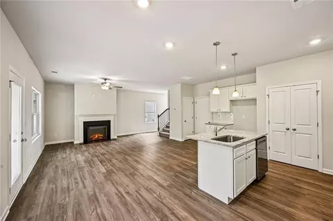 Living - 11161 Suria Dr, Covington, GA 30014 photo 2 of 5