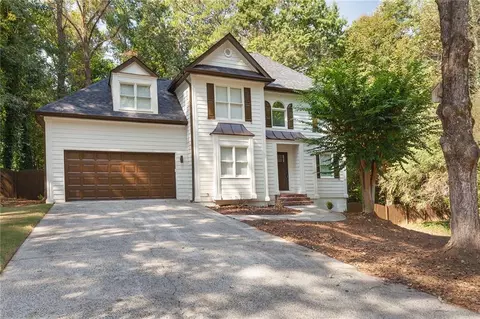 655 Springharbor Dr, Woodstock, GA 30188