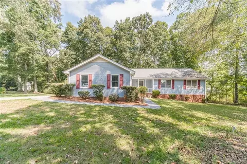 3102 Skyland Dr SW, Snellville, GA 30078
