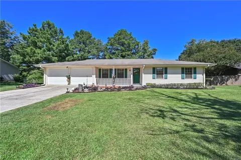 660 Honey Creek Rd SE, Conyers, GA 30094