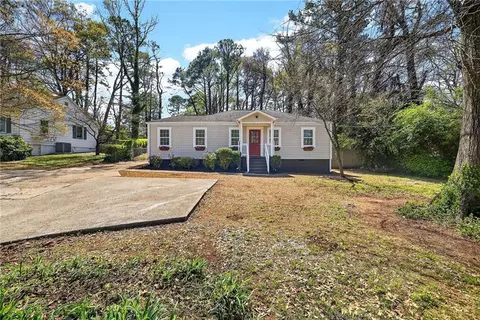 955 Columbia Dr, Decatur, GA 30030