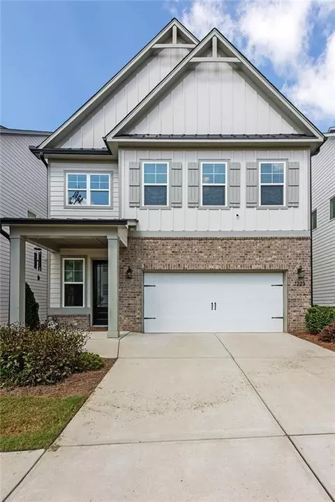 1223 Westshore Dr, Cumming, GA 30041