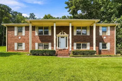 3601 Todd Dr, Douglasville, GA 30135