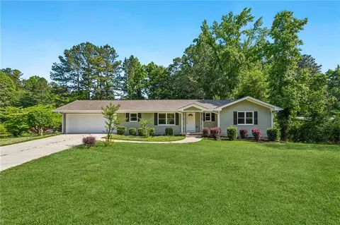 805 Gettysburg Trl NE, Kennesaw, GA 30144