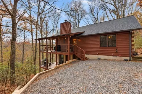 173 Mountain Laurel Ln, Ellijay, GA 30536