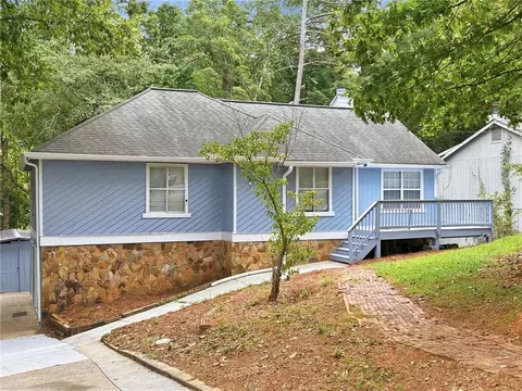 5280 Nathan Dr, Lilburn, GA 30047