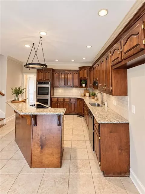 865 Streamside Dr, Mcdonough, GA 30252 photo 9