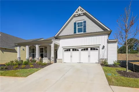 1995 Assembly Cir, Gainesville, GA 30501