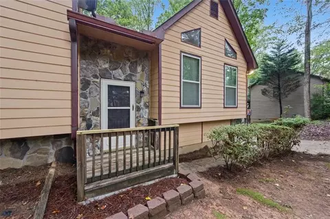380 N Victoria Rd, Woodstock, GA 30189