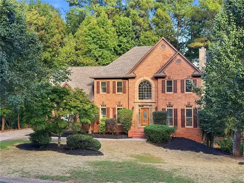 2317 Kingsford Ct, Lawrenceville, GA 30043