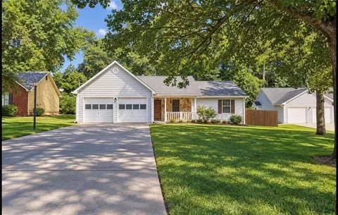 10436 Tara Pointe Dr, Jonesboro, GA 30238