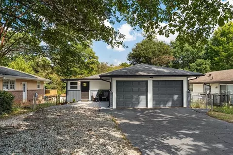 2881 Lakemont Pl SW, Marietta, GA 30060