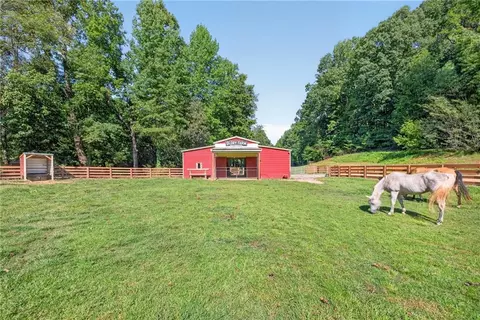 Exterior - 4287 Pine Vale Rd, Gainesville, GA 30507 photo 6 of 14