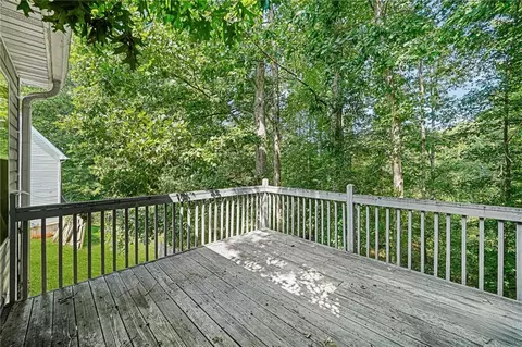Exterior - 1347 Vine Cir, Mcdonough, GA 30253 photo 4 of 4