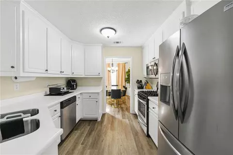 Kitchen - 1347 Vine Cir, Mcdonough, GA 30253 photo 2 of 2