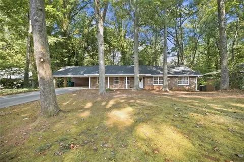 3924 Menlo Dr, Atlanta, GA 30340