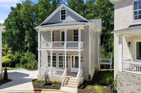 3050 Kara Ct, Roswell, GA 30076