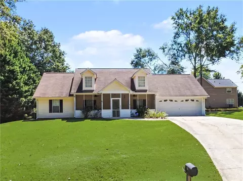 487 Spring St, Social Circle, GA 30025