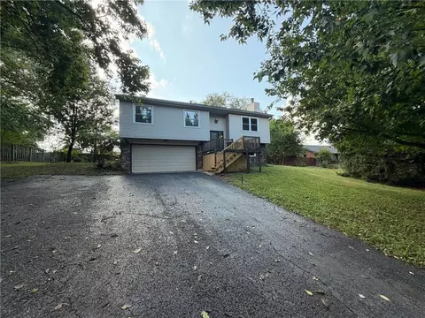 5721 Blackberry Row, Ellenwood, GA 30294