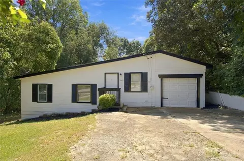 1648 Mary George Ave NW, Atlanta, GA 30318