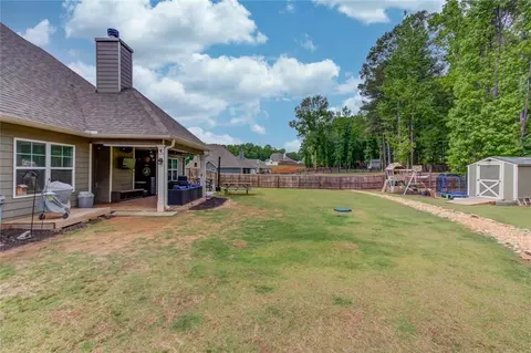 Exterior - 242 Lokeys Cir, Bethlehem, GA 30620 photo 13 of 15