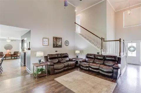 Entry Way - 242 Lokeys Cir, Bethlehem, GA 30620 photo 4 of 5