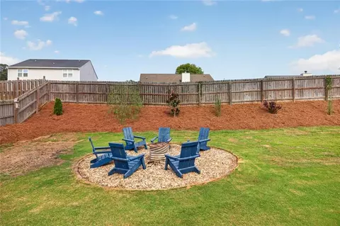 Exterior - 962 Compass Dr, Bethlehem, GA 30620 photo 6 of 9