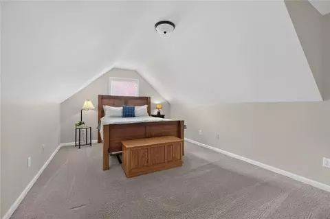 Bedroom - 962 Compass Dr, Bethlehem, GA 30620 photo 8 of 10