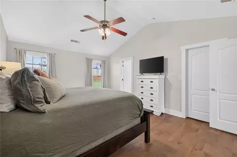 Bedroom - 962 Compass Dr, Bethlehem, GA 30620 photo 2 of 10