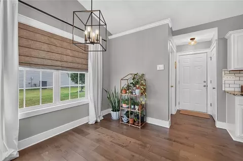 Entry Way - 962 Compass Dr, Bethlehem, GA 30620 photo 6 of 9