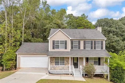 1450 Timber Walk Dr, Loganville, GA 30052