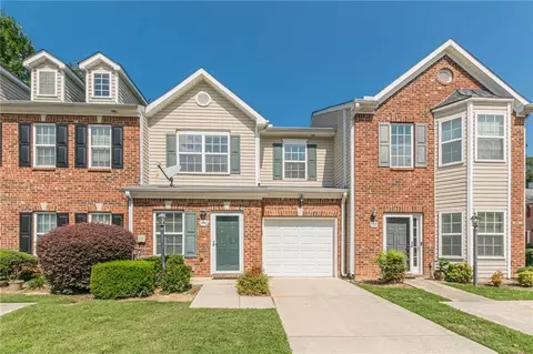 2746 Rocky Ct, Atlanta, GA 30349